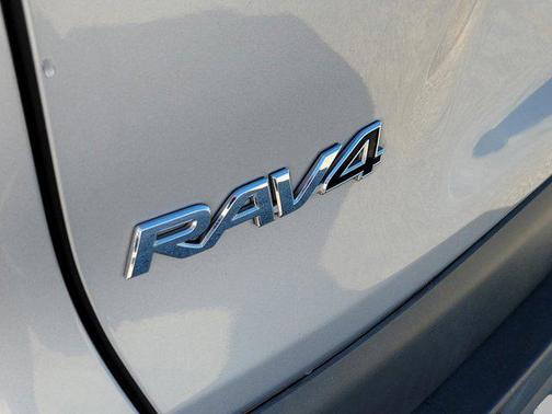 2020 Toyota RAV4 Limited