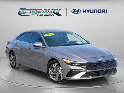 2025 Hyundai ELANTRA SEL