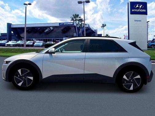 2025 Hyundai IONIQ 5 SEL