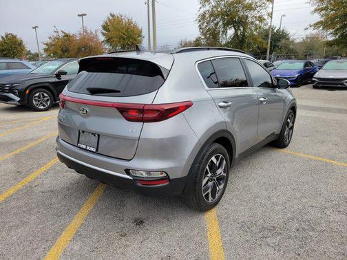 2022 Kia Sportage EX