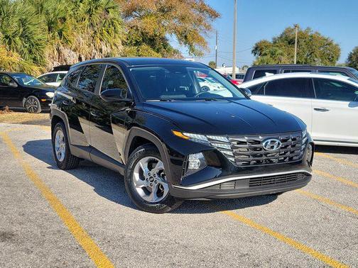 2023 Hyundai TUCSON SE