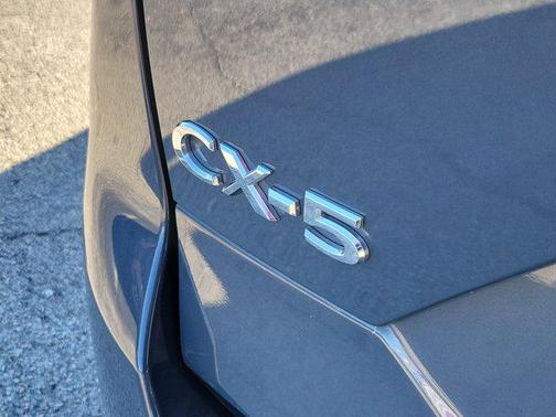 2021 Mazda CX-5 Carbon Edition