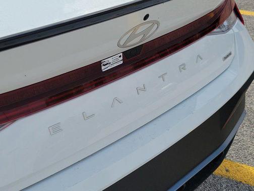 2026 Hyundai ELANTRA HEV SEL Sport