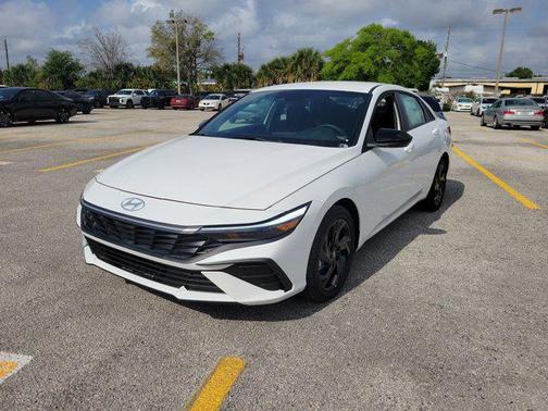 2026 Hyundai ELANTRA HEV SEL Sport