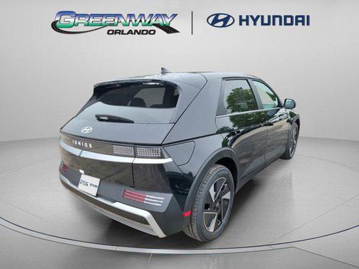 2025 Hyundai IONIQ 5 SE