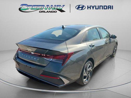 2025 Hyundai ELANTRA Sport