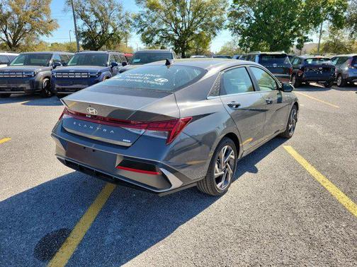 2026 Hyundai ELANTRA HEV Limited