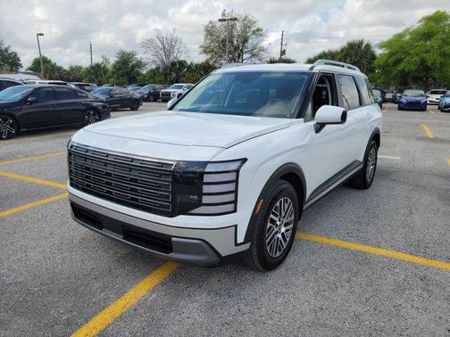 Creamy White Pearl 2026 Hyundai PALISADE SEL 8P