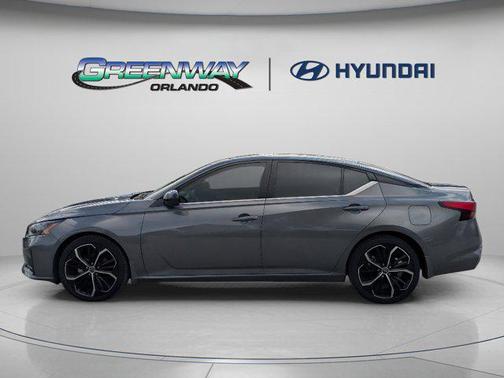 Gun Metallic 2024 Nissan Altima SR FWD