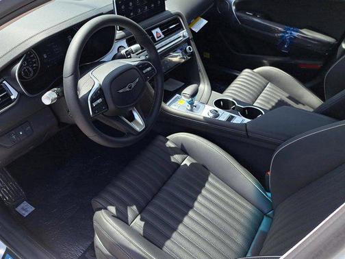 2026 Genesis G70 2.5T RWD Prestige