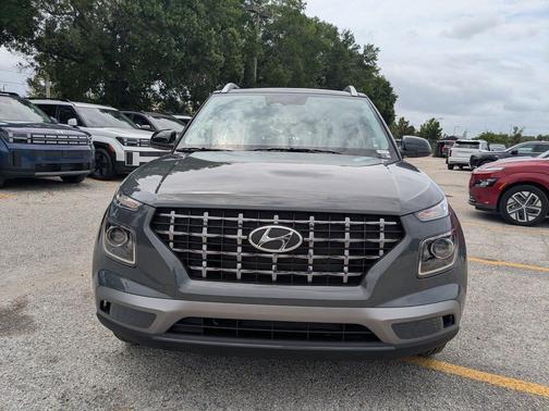 Ecotronic Gray w/Black Roof 2026 Hyundai VENUE SEL w/Two-Tone Roof