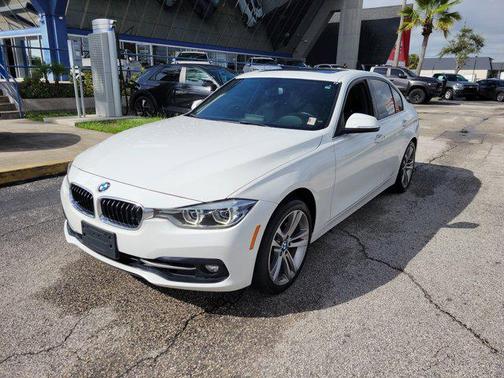2018 BMW 330 330i
