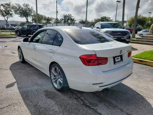 2018 BMW 330 330i
