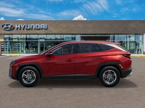 2025 Hyundai TUCSON SE
