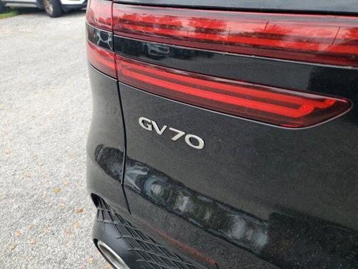 2024 Genesis GV70 3.5T AWD Sport