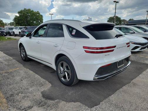 2026 Genesis GV70 2.5T Advanced