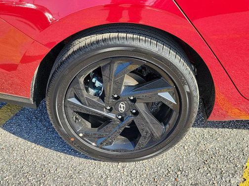 2026 Hyundai ELANTRA HEV SEL Sport