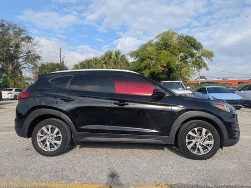 Black Noir Pearl 2021 Hyundai TUCSON Value