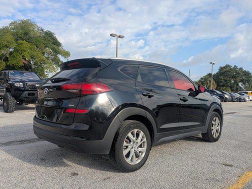 Black Noir Pearl 2021 Hyundai TUCSON Value
