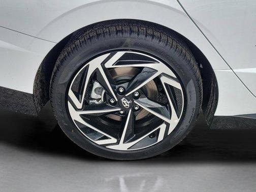 2026 Hyundai SONATA SEL