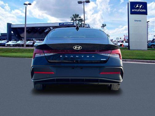 2025 Hyundai ELANTRA HEV Blue