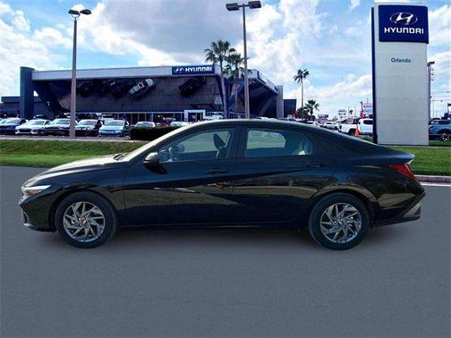 2025 Hyundai ELANTRA HEV Blue