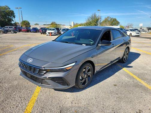 2026 Hyundai ELANTRA Sport