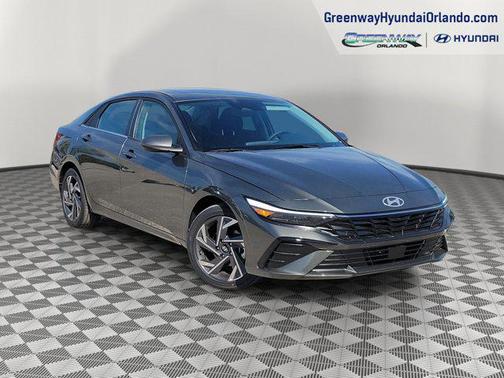 2025 Hyundai ELANTRA SEL