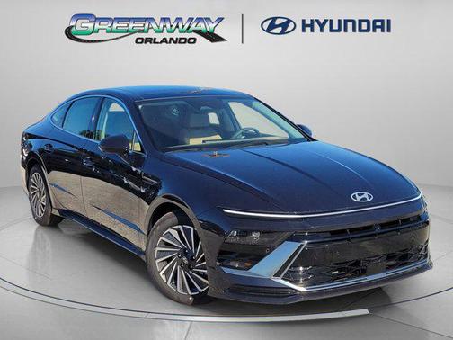 2025 Hyundai SONATA Hybrid Limited