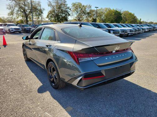 2026 Hyundai ELANTRA Sport