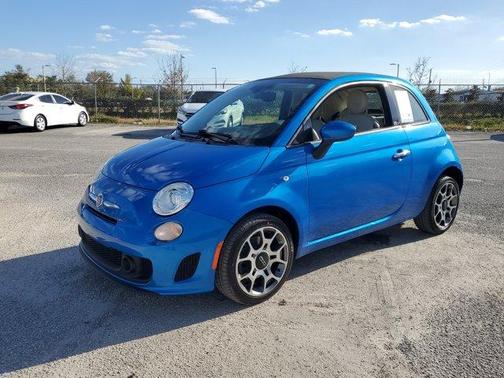 Photo 2 of 31 of 2019 FIAT 500C Pop