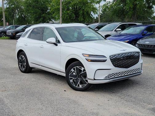 2026 Genesis Electrified GV70 Standard