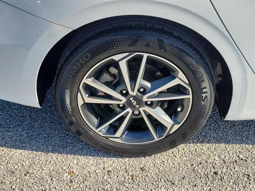 2022 Kia Forte LXS