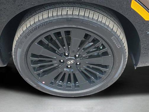 2025 Hyundai SANTA FE HEV Calligraphy