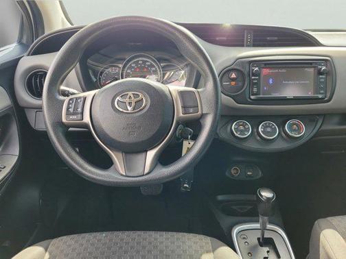 2017 Toyota Yaris L