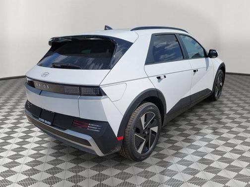 2025 Hyundai IONIQ 5 SEL