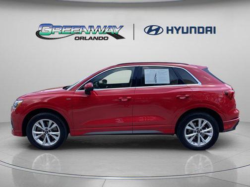 2022 Audi Q3 45 S line Premium