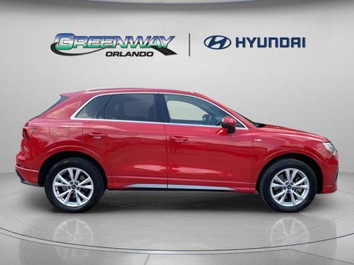 2022 Audi Q3 45 S line Premium