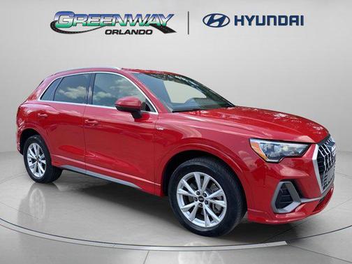 2022 Audi Q3 45 S line Premium