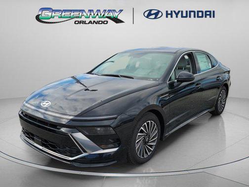 2025 Hyundai SONATA Hybrid SE