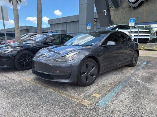 Midnight Silver Metallic 2023 Tesla Model 3 Standard Range