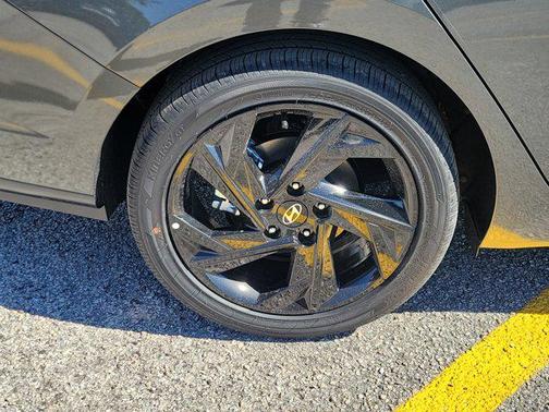 2026 Hyundai ELANTRA Sport