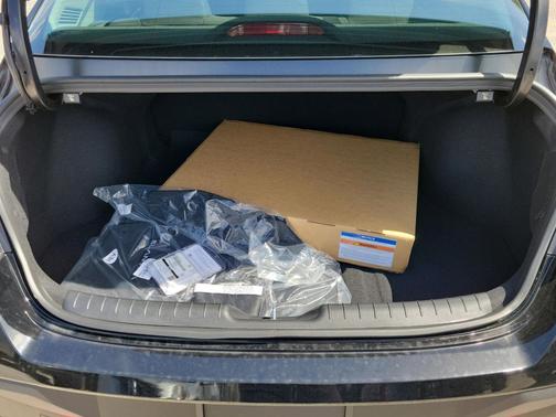 Abyss Black 2025 Hyundai ELANTRA HEV Blue
