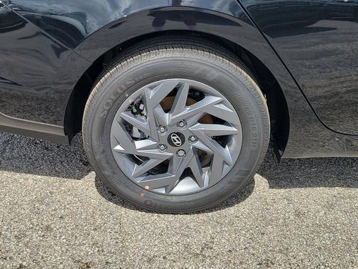 Abyss Black 2025 Hyundai ELANTRA HEV Blue