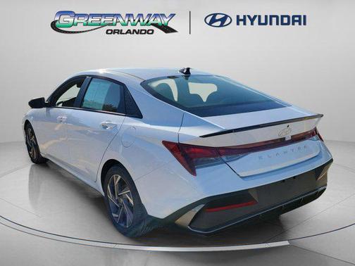 2025 Hyundai ELANTRA Sport