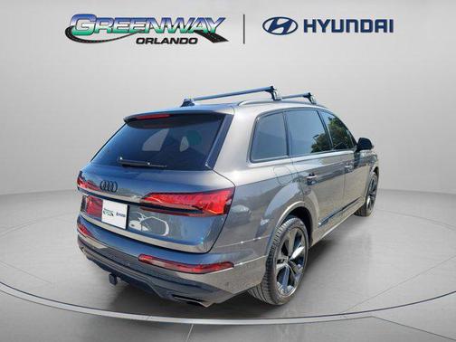 2025 Audi Q7 55 Premium Plus