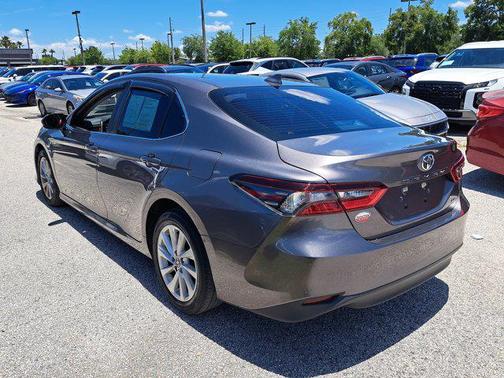 2022 Toyota Camry LE