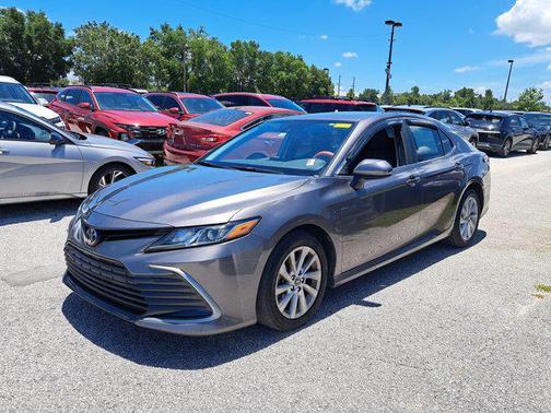 2022 Toyota Camry LE