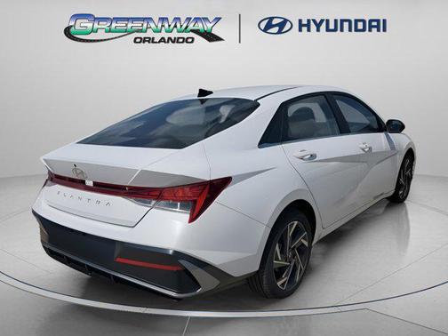 2025 Hyundai ELANTRA SEL