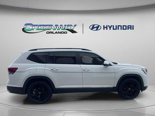 2022 Volkswagen Atlas 2.0T SE w/Technology